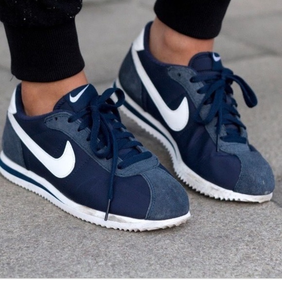 nike cortez size 7.5